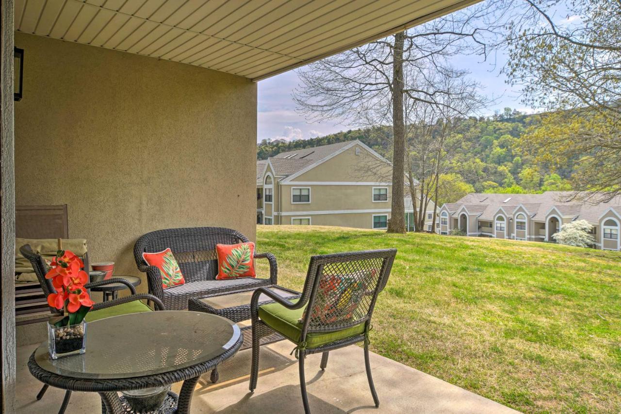 Lavish Branson Escape With Resort And Lake Access Екстериор снимка